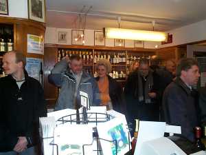 Billeder fra gratis whisky smagning hos Bernina Vinhandel den 12 marts 2005